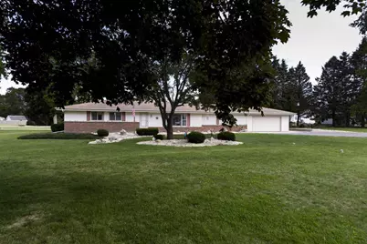 4168 N Lunar Drive, Janesville, WI 53546 - Photo 1