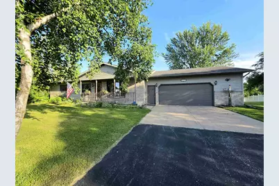813 W Veterans Street, Tomah, WI 54660 - Photo 1