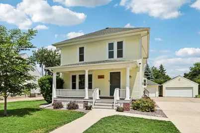 1401 Oakland Avenue, Janesville, WI 53545 - Photo 1