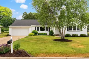 433 Seminole Rd, Janesville, WI 53545 - Photo 1