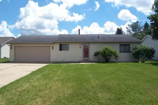 2715 N Robinson Dr Dr, Beloit, WI 53511 - Photo 1