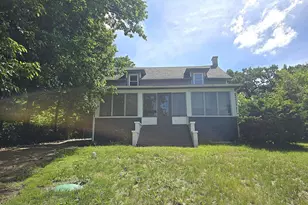 2467 S Riverside Dr, Beloit, WI 53511 - Photo 1