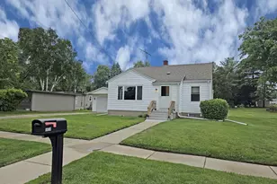 1404 Center St, Watertown, WI 53098 - Photo 1
