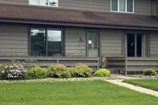1422 Dayton Dr, Janesville, WI 53546 - Photo 1