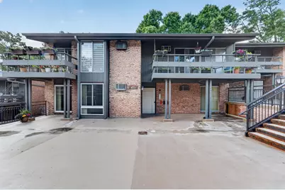 6245 Charing Cross Lane #B, Middleton, WI 53562 - Photo 1