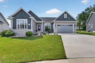 1132 Oak Knoll Rd, Sun Prairie, WI 53590 - Photo 1