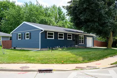 287 N Bird Street, Sun Prairie, WI 53590 - Photo 1