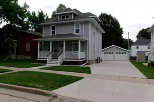 311 De Clark St, Beaver Dam, WI 53916 - Photo 1