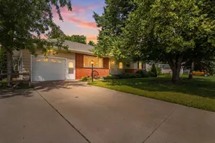 122 Harvard St, Princeton, WI 54968 - Photo 1