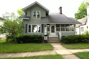 107 Clarence St, Fort Atkinson, WI 53538 - Photo 1