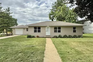 405 E Madison St, Cambridge, WI 53523 - Photo 1