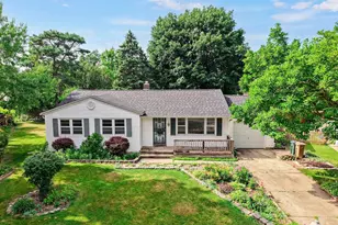 9 Fremont Cir, Madison, WI 53704 - Photo 1