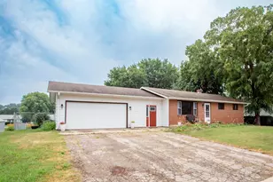 504 26th St, Monroe, WI 53566 - Photo 1