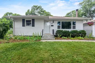 110 Buckingham Ln, Madison, WI 53714 - Photo 1