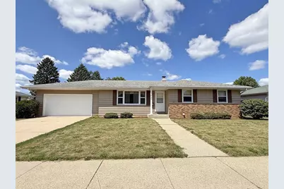 1429 N Pontiac Drive, Janesville, WI 53545 - Photo 1