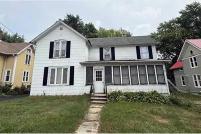 617 S Spring Street, Beaver Dam, WI 53916 - Photo 1