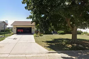 121 Westridge Rd, Janesville, WI 53548 - Photo 1