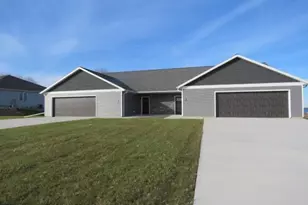 131 Linden Ln, Fox Lake, WI 53933 - Photo 1