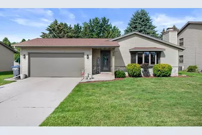 3822 S 10th Street, Sheboygan, WI 53081 - Photo 1