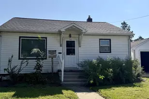 707 Columbia St, Horicon, WI 53032 - Photo 1