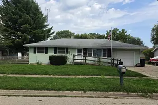 1416 Gershwin Dr, Janesville, WI 53545 - Photo 1