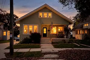 612 Pine St, Sheboygan Falls, WI 53085 - Photo 1