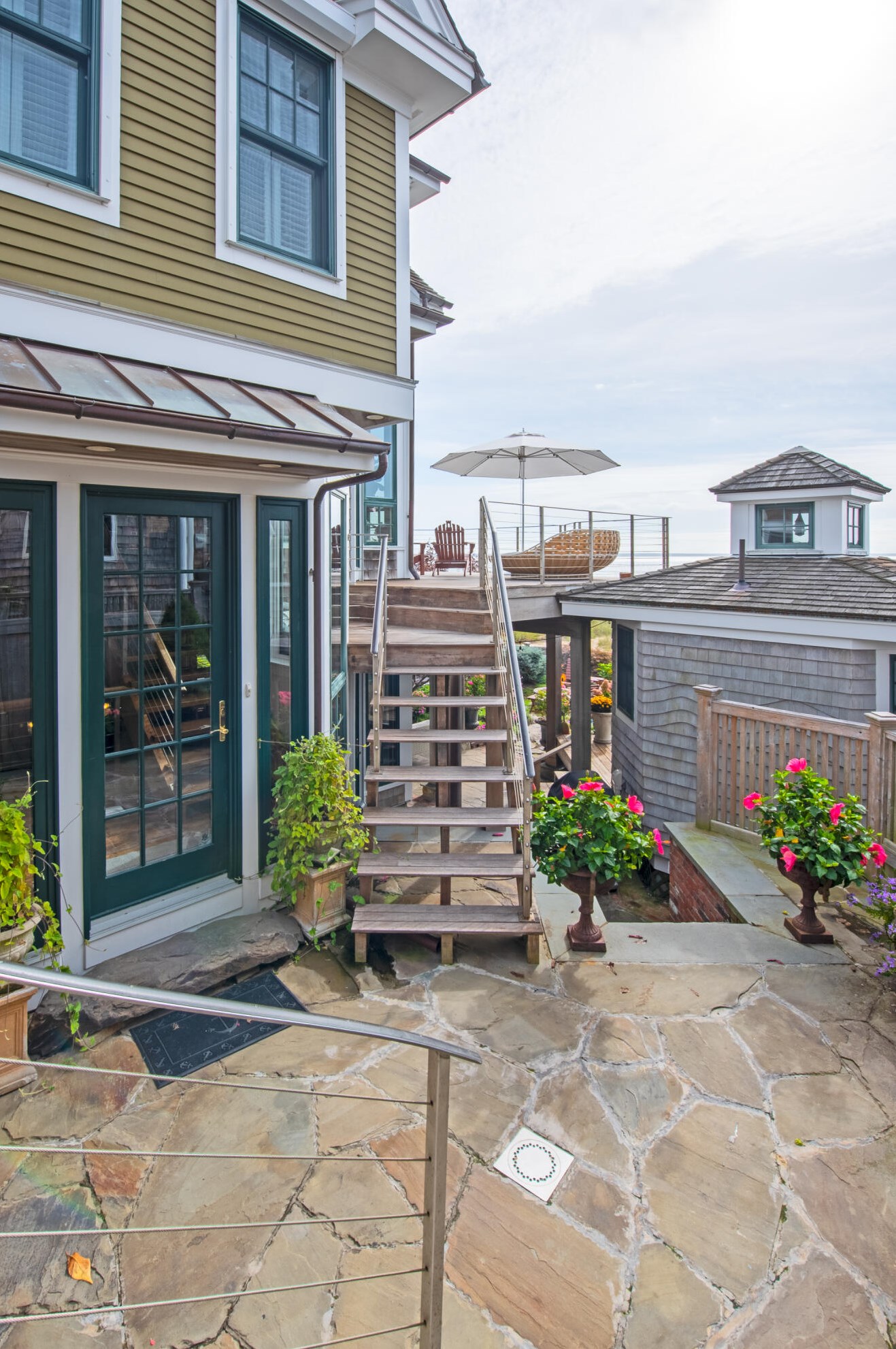 409 Commercial St, Provincetown, MA 02657 exterior