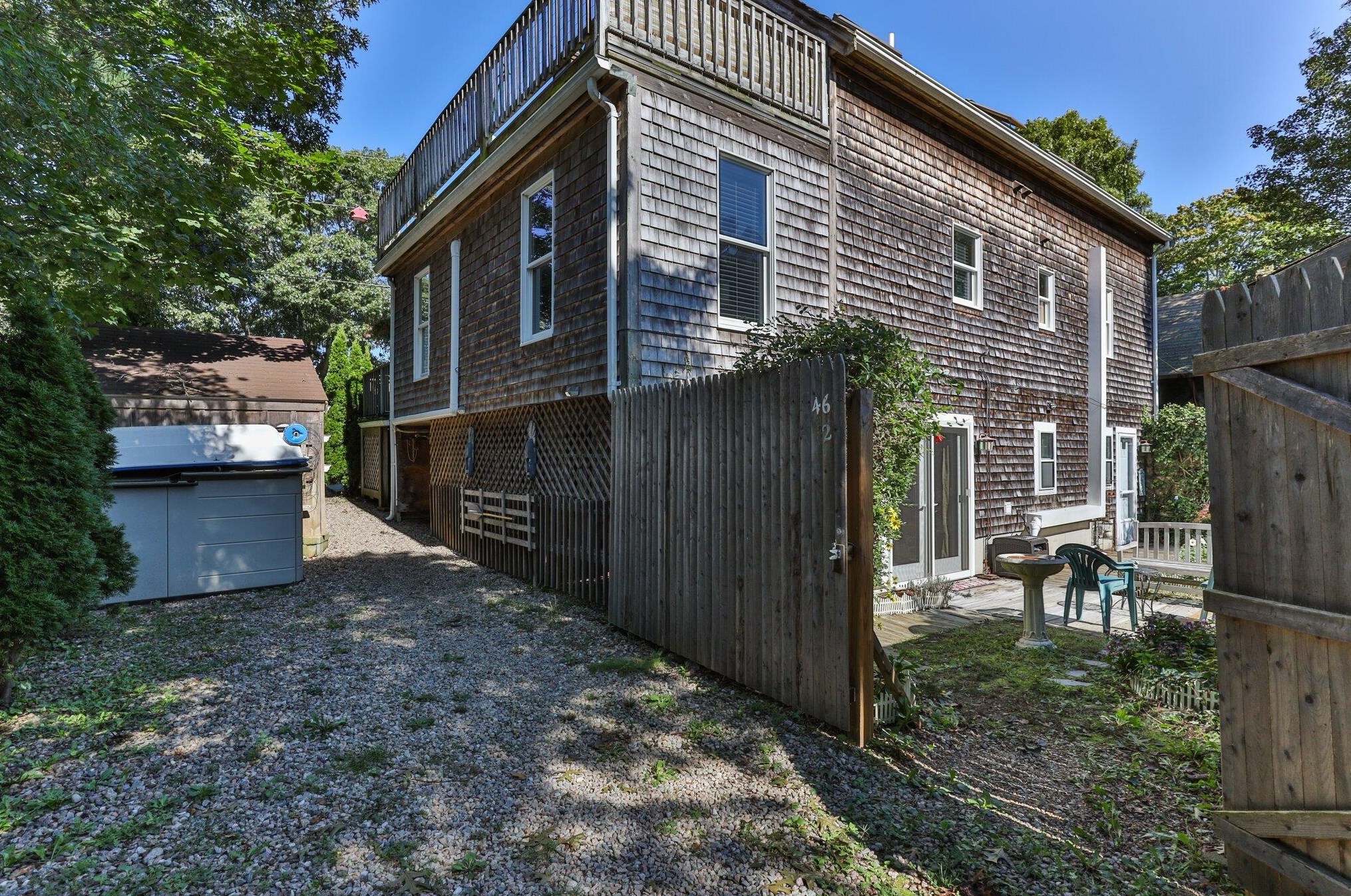 46 Nelson Ave, Provincetown, MA 02657 exterior