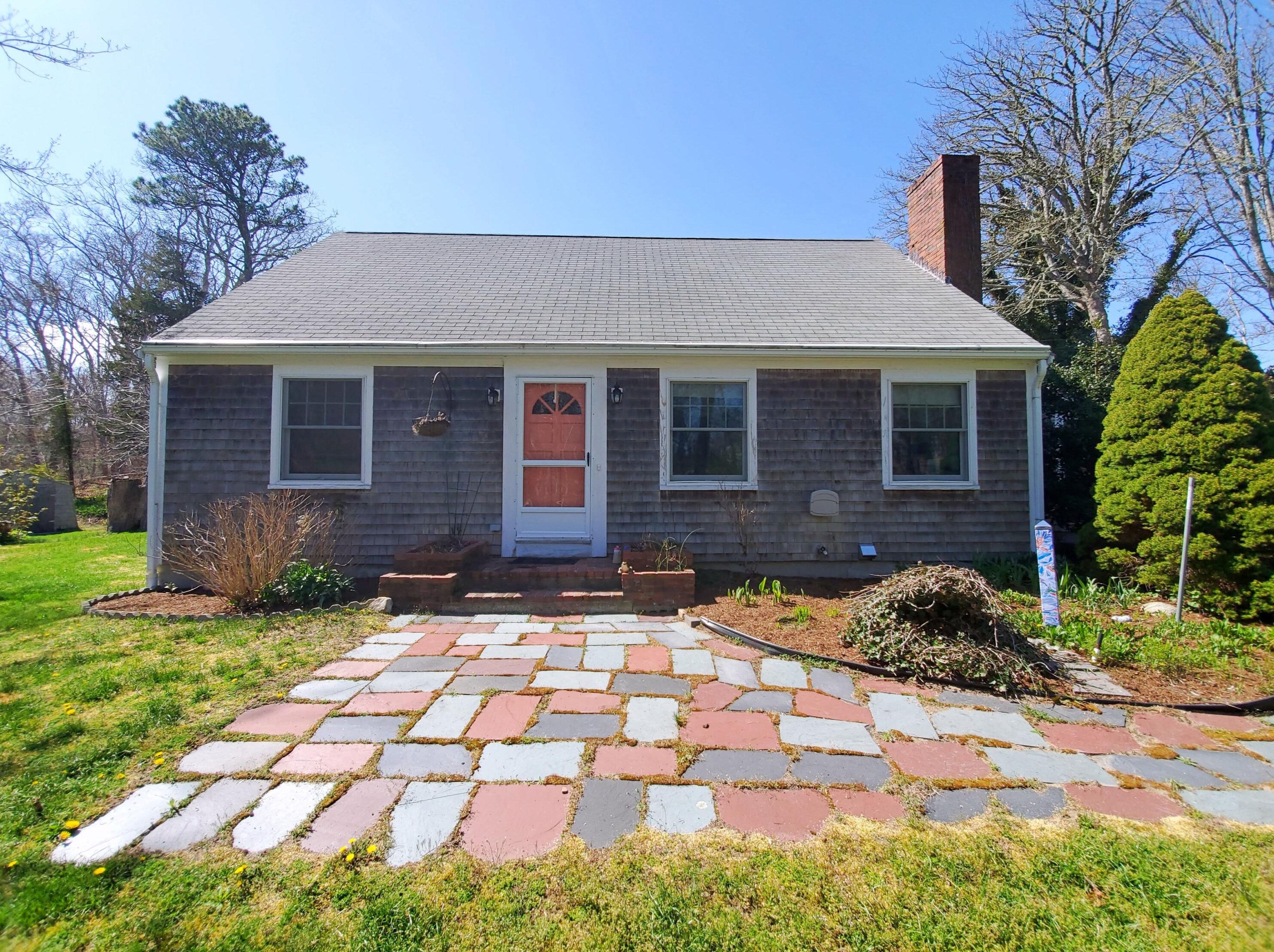 46 Monument Rd, Orleans, MA 02653 exterior