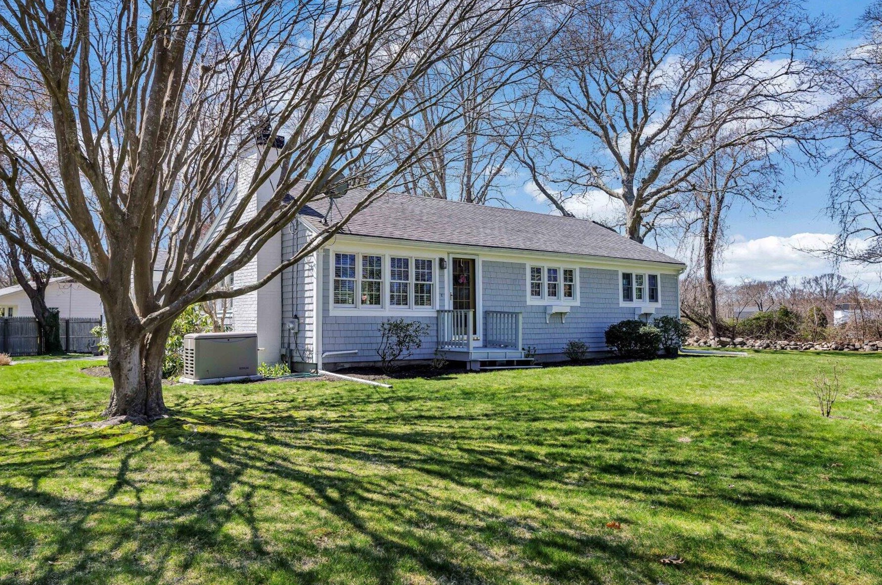 43 Tyler Dr, Sandwich, MA 02563 exterior