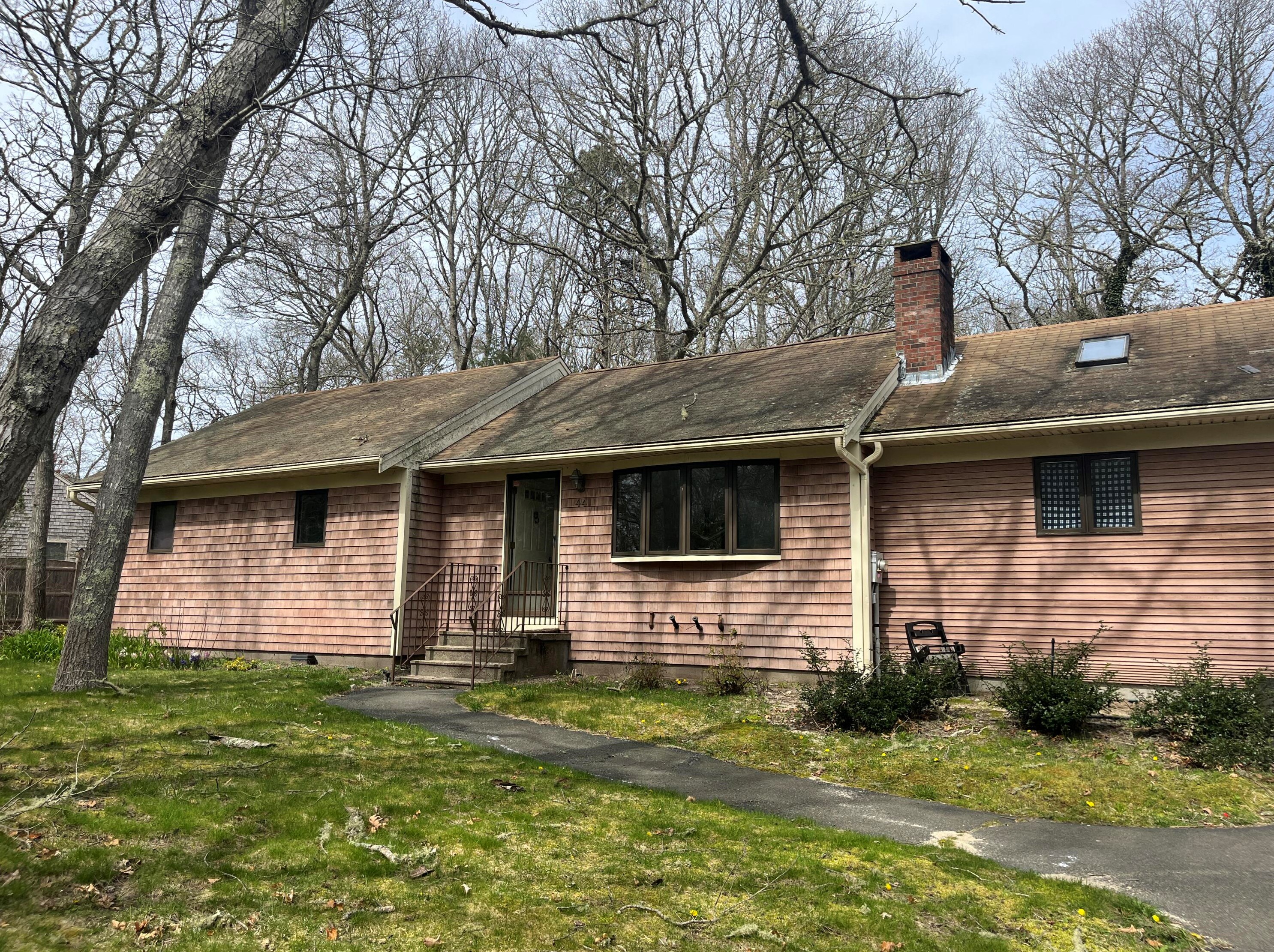 44 Deer Hollow Rd, Marstons-Mills, MA 02648 exterior