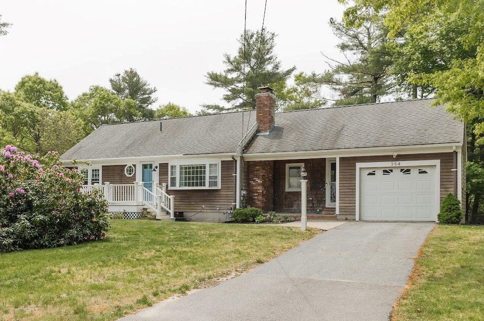 354 Mariner Cir, Cotuit, MA 02635 exterior