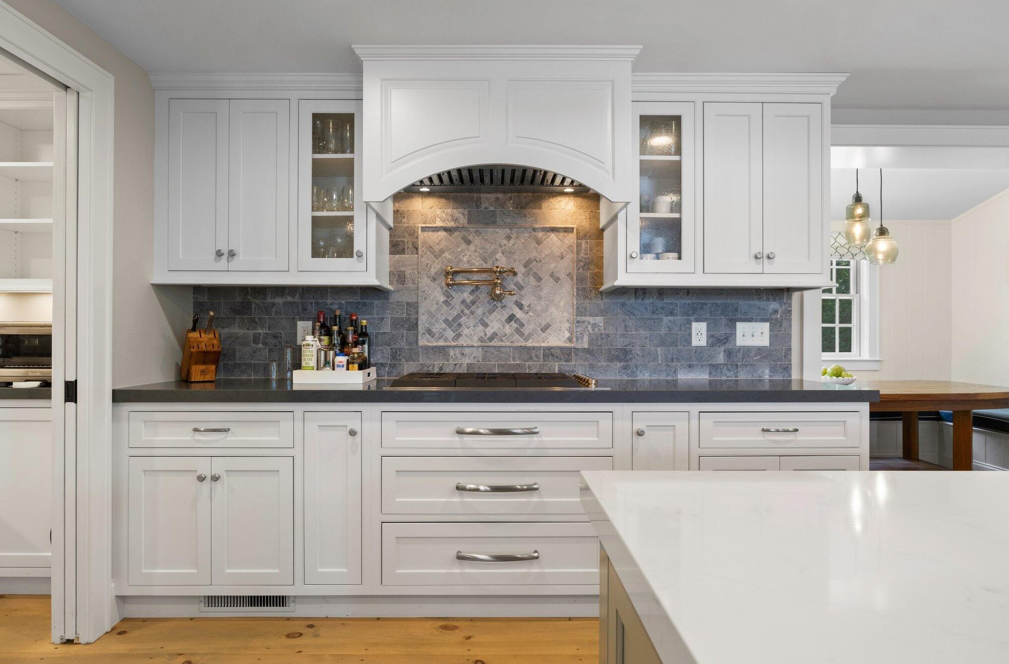 317 Orleans Rd, Orleans MA  02653-4002 exterior