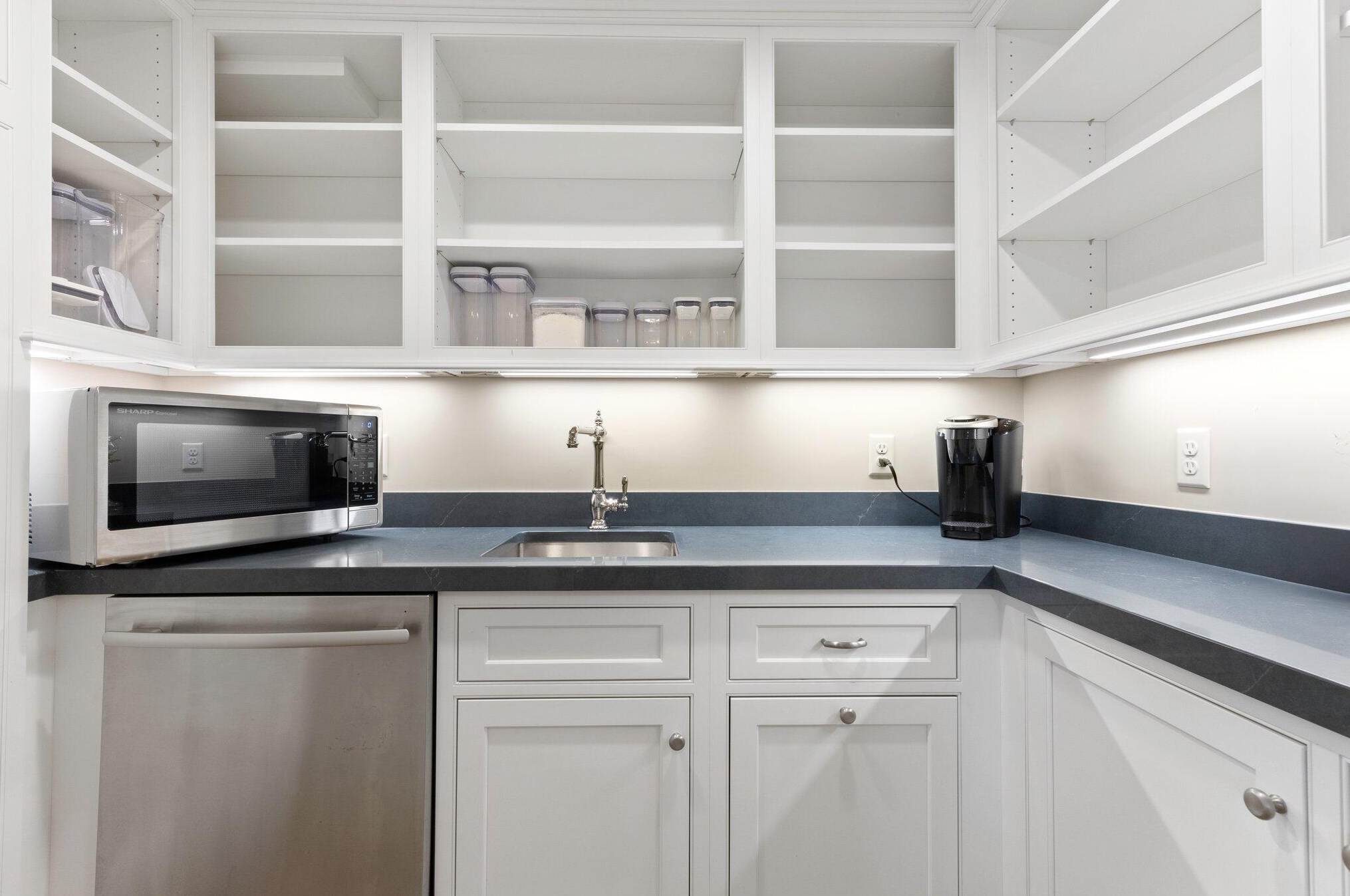 317 Orleans Rd, Orleans MA  02653-4002 exterior