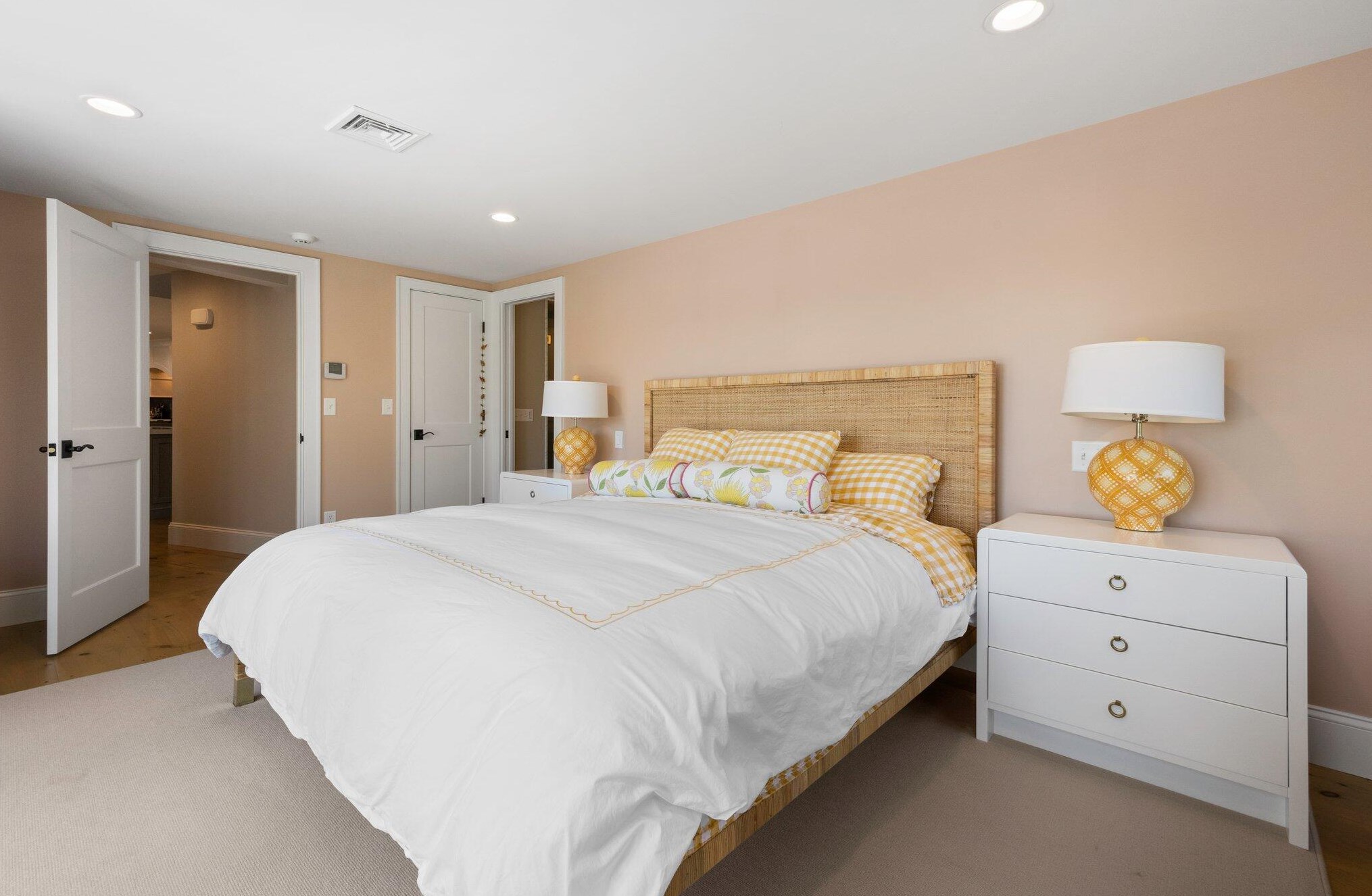 317 Orleans Rd, Orleans MA  02653-4002 exterior