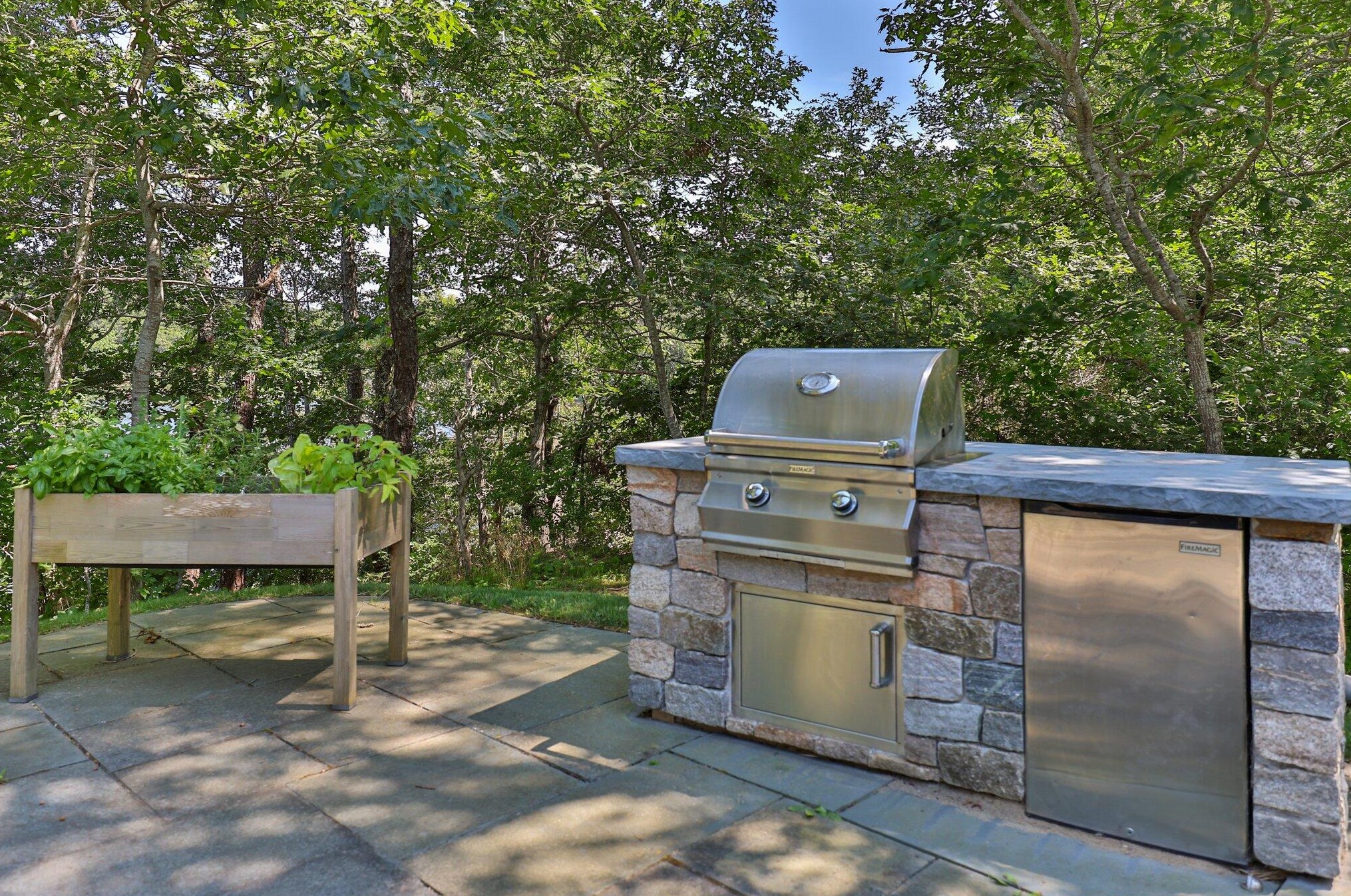 317 Orleans Rd, Orleans MA  02653-4002 exterior