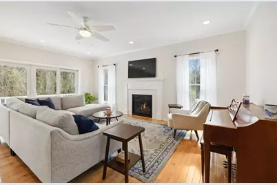 4 Charles Lane, Falmouth, MA 02540 - Photo 2