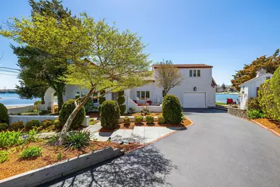 56 Rip Van Winkle Way, Bourne, MA 02532 - Photo 2