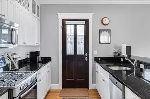 480 Main St, Falmouth, MA 02540 - Photo 16