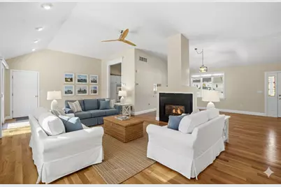 240 Surf Drive, Mashpee, MA 02649 - Photo 4
