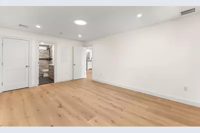 354 Gifford #6, Falmouth, MA 02540 - Photo 16