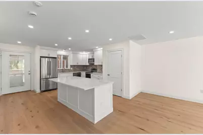 354 Gifford #6, Falmouth, MA 02540 - Photo 4