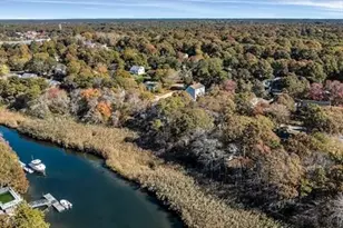 11 Madeline Rd, Falmouth, MA 02536 - Photo 16