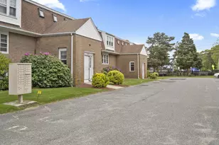 24 Bettys Pond Rd, Barnstable, MA 02601 - Photo 2