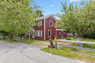 22 Browne St, Provincetown, MA 02657 - Photo 2