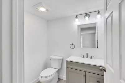 35 Locust Street, Wareham, MA 02558 - Photo 8