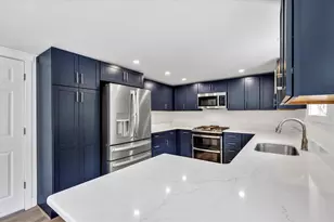 35 Locust St, Wareham, MA 02558 - Photo 16