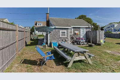 4 Spadoni Way, Dennis, MA 02638 - Photo 12