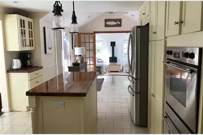 766 Putnam Avenue, Barnstable, MA 02630 - Photo 2