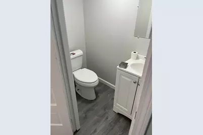 547 Main Street, Barnstable, MA 02601 - Photo 6